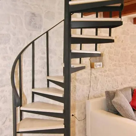 Casa Ladonia